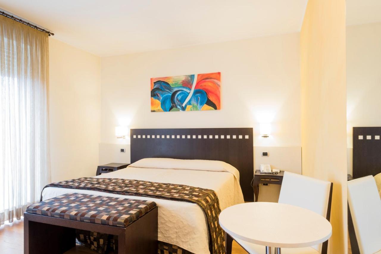 Superior Double Room with Balcony