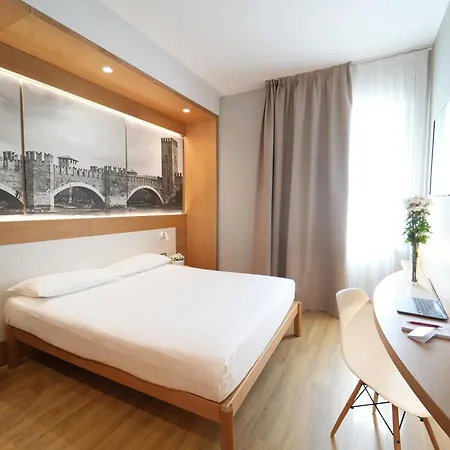 Cavallo Hotel Verona Est-2